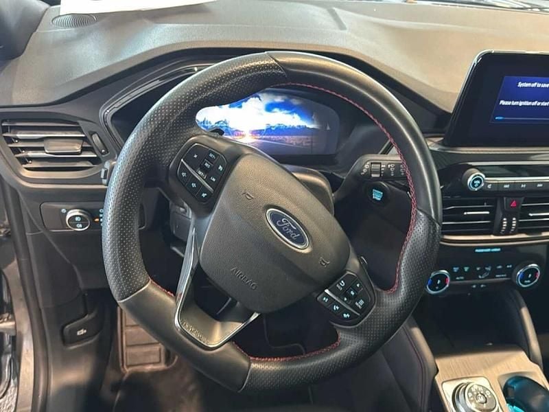 Usata Ford Kuga ST-Line 120 CV (88 kW) 2023 Grigio SUV