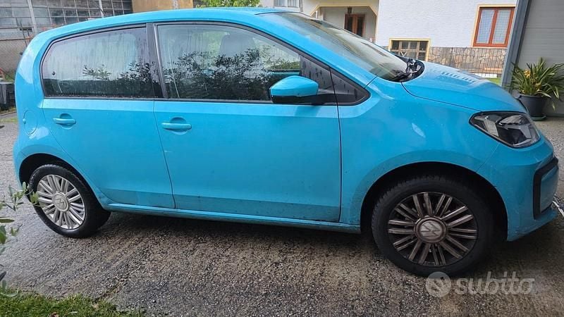 Blu Usata 2023 VW up! Due volumi | 11.000 € (Ottimo prezzo) - Immagine 1/2