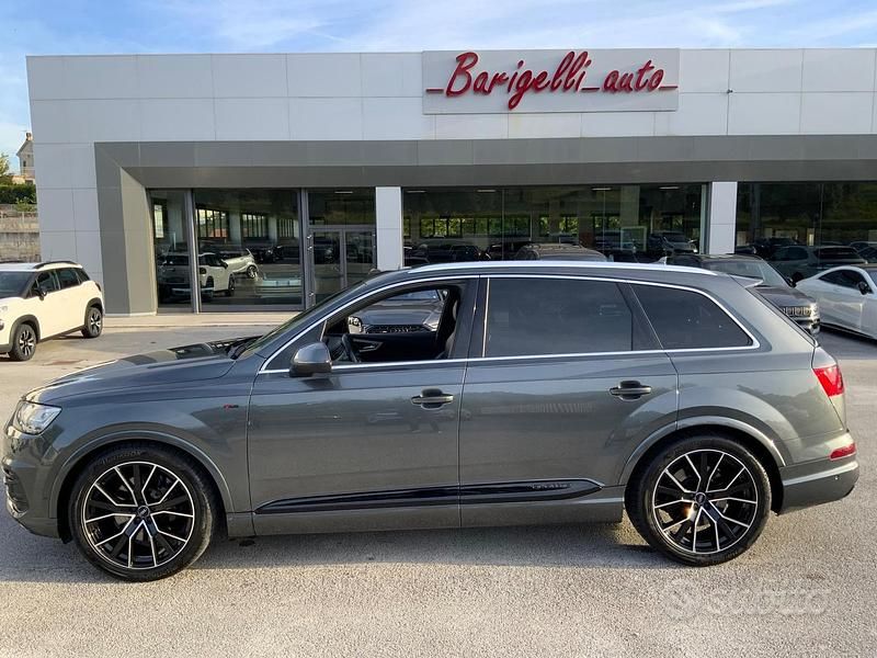 Usata Audi Q7 Business 272 CV (200 kW) 2016 Grigio SUV