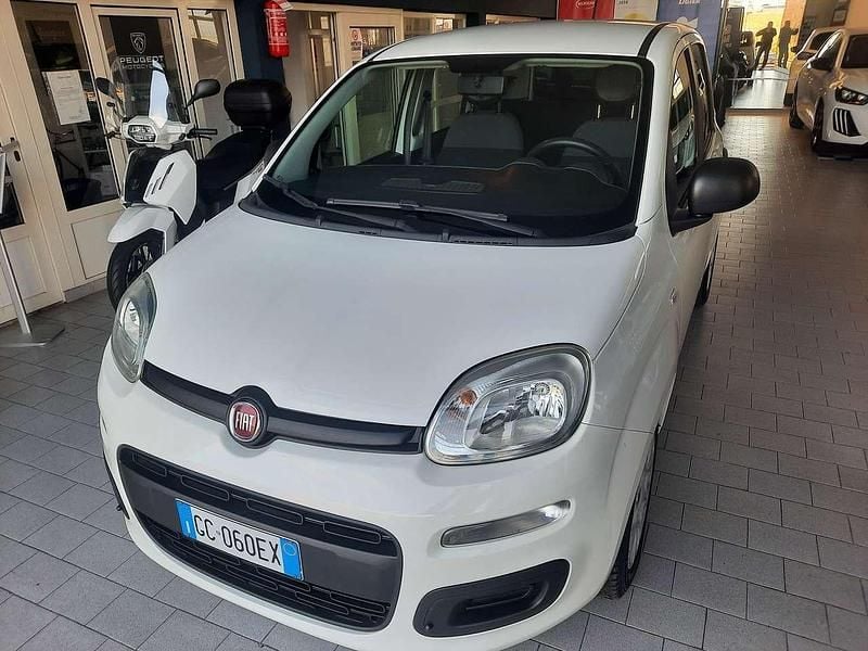 Usata Fiat Panda Easy 69 CV (50 kW) 2020 Bianco gelato Utilitaria