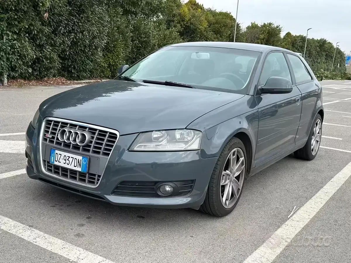 Usata Audi A3 140 CV (102 kW) 2009 Grigio Utilitaria