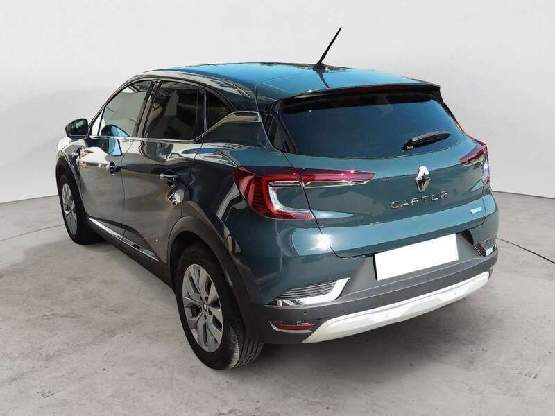 Usata Renault Captur Intens 143 CV (105 kW) 2021 Blu SUV