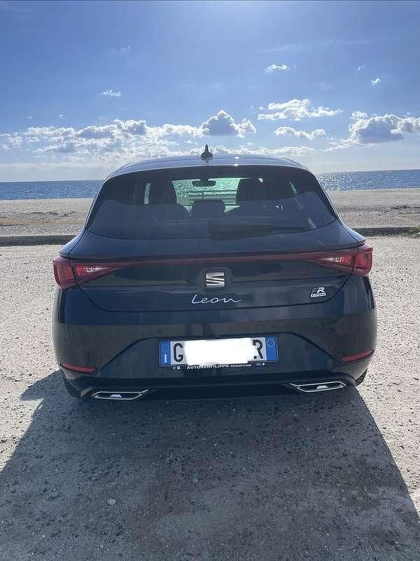 Usata Seat Leon FR 204 CV (150 kW) 2021 Nero Berlina