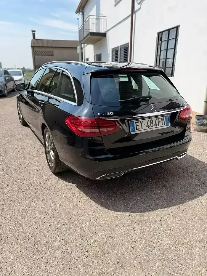 Usata Mercedes C220 Premium 170 CV (125 kW) 2015 Nero Station wagon