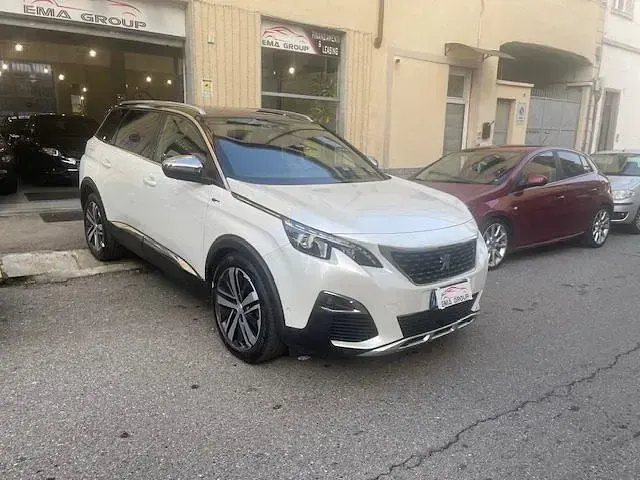 Usata Peugeot 5008 GT 177 CV (130 kW) 2019 Bianco perlato Monovolume