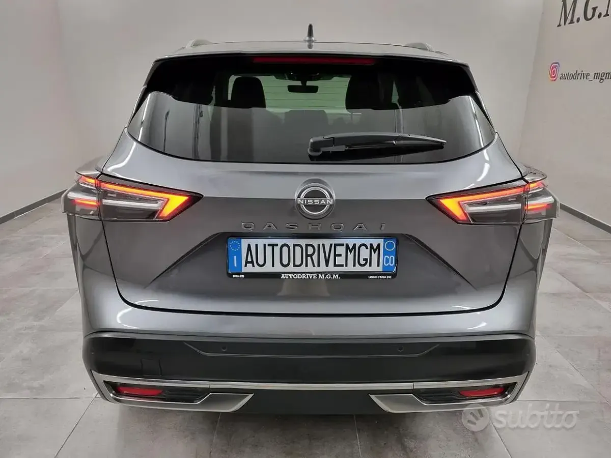 Nuova Nissan Qashqai N-Connecta 140 CV (102 kW) 2026 Grigio SUV