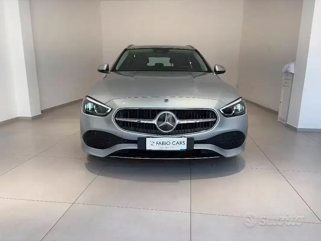 Usata Mercedes C200 Advanced 163 CV (119 kW) 2025 Grigio Station wagon