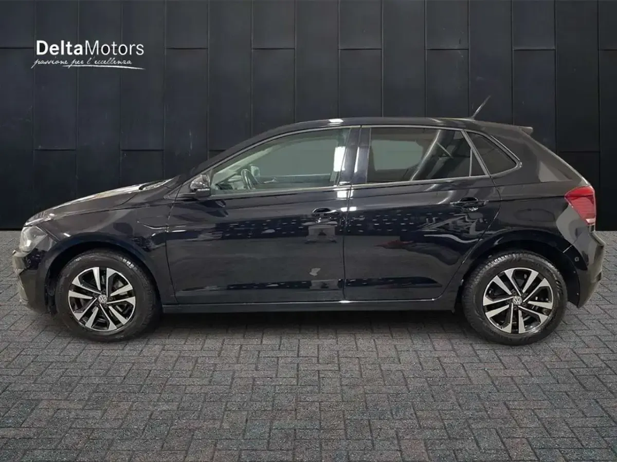 Usata VW Polo Comfortline 95 CV (69 kW) 2020 Nero metallizzato Utilitaria