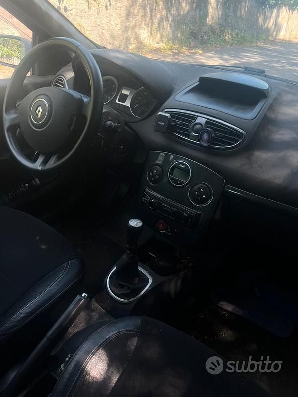 Usata Renault Clio II 85 CV (62 kW) 2008 Grigio Utilitaria