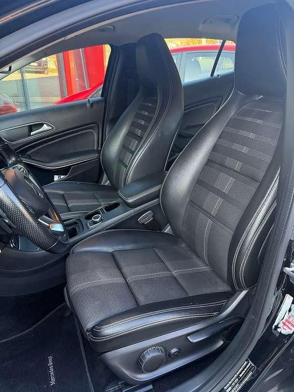 Usata Mercedes GLA180 140 CV (102 kW) 2020 Nero SUV