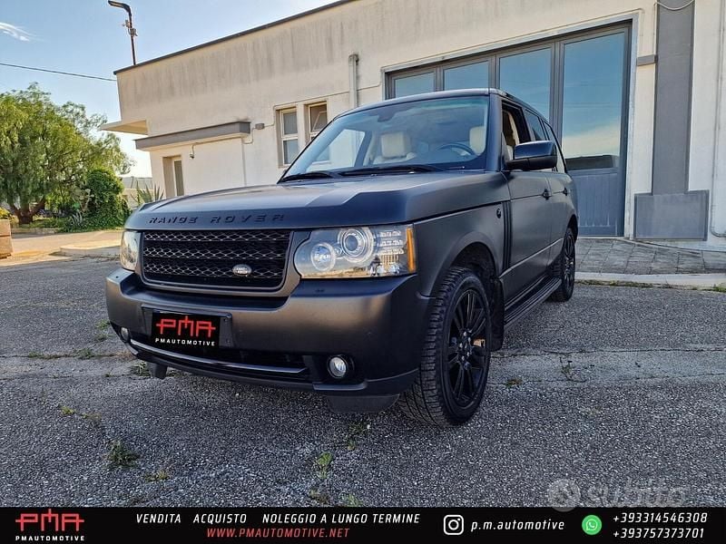 Nero Usata 2010 Land Rover Range Rover Vogue SE SUV | 15.000 € (Buon prezzo) - Immagine 1/4