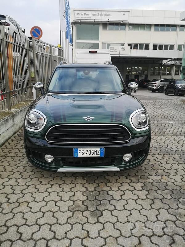 Verde Usata 2018 Mini Cooper Countryman SUV | 20.000 € (Molto cara) - Immagine 1/4