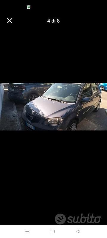 Usata Mazda 2 68 CV (50 kW) 2002 Grigio Monovolume