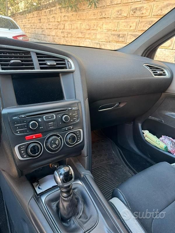 Usata 2015 Citroën DS4 So Chic Due volumi | 4990 € (Ottimo prezzo) - Immagine 1/4