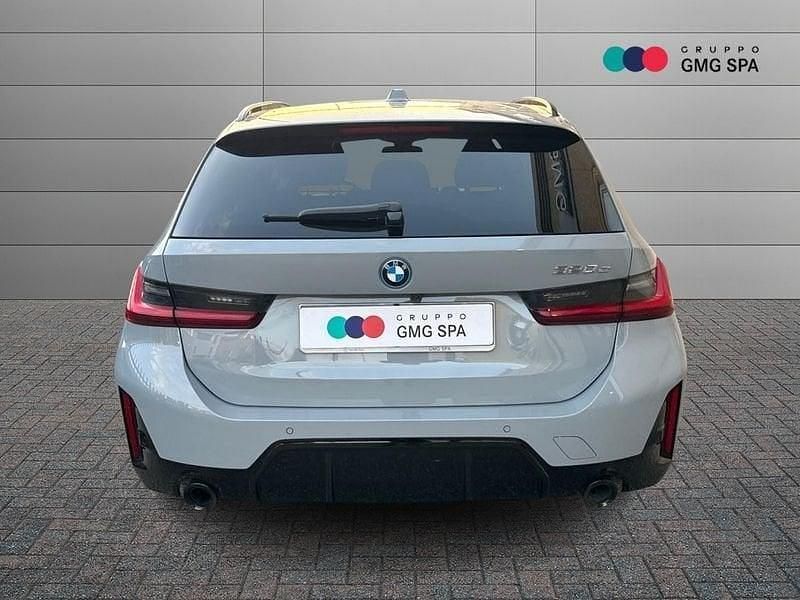 Usata BMW 320e M Sport 204 CV (150 kW) 2023 Grigio Station wagon