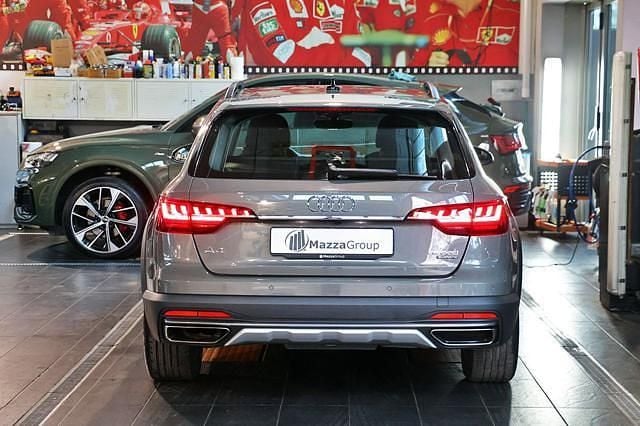 Usata Audi A4 Allroad Business 204 CV (150 kW) 2023 Grigio Station wagon