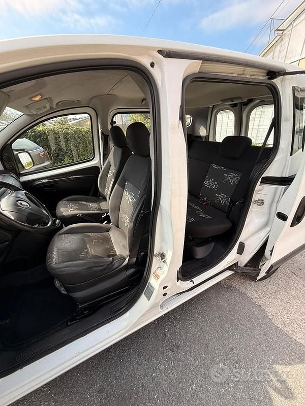 Usata Fiat Qubo Trekking 75 CV (55 kW) 2016 Bianco Monovolume