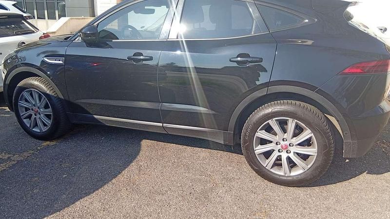 Usata Jaguar E-Pace SE 150 CV (110 kW) 2019 Nero SUV