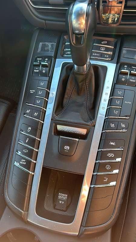 Usata Porsche Macan GTS 381 CV (280 kW) 2021 Blu/azzurro SUV