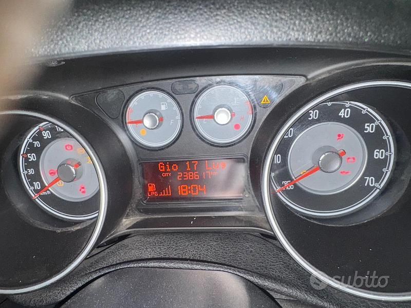 Usata Fiat Punto 2016 Utilitaria