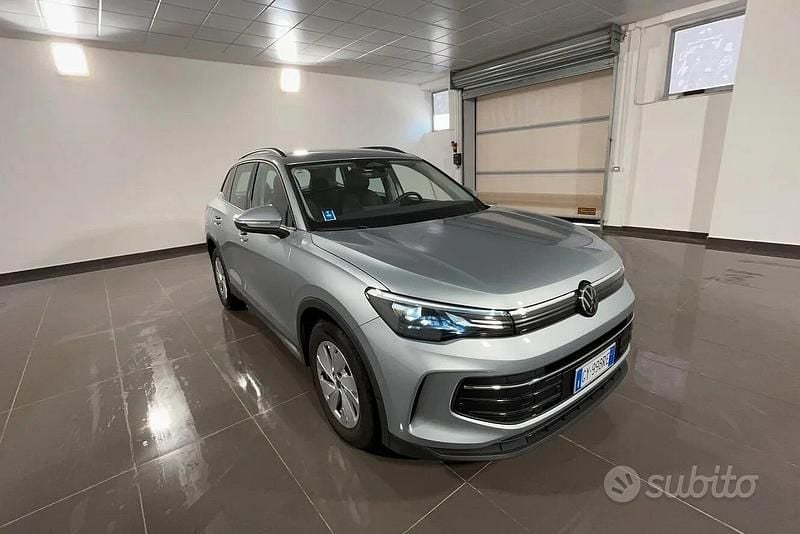 Usata VW Tiguan Life 150 CV (110 kW) 2025 Grigio SUV