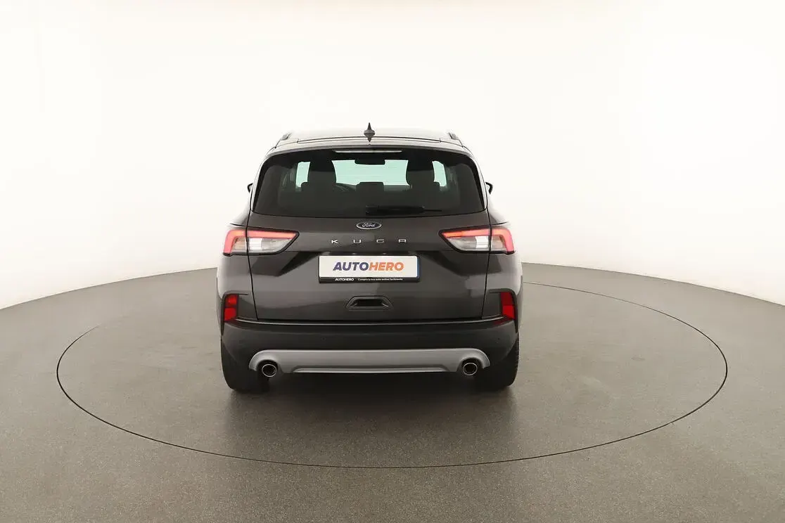 Usata Ford Kuga 120 CV (88 kW) 2020 Grigio SUV