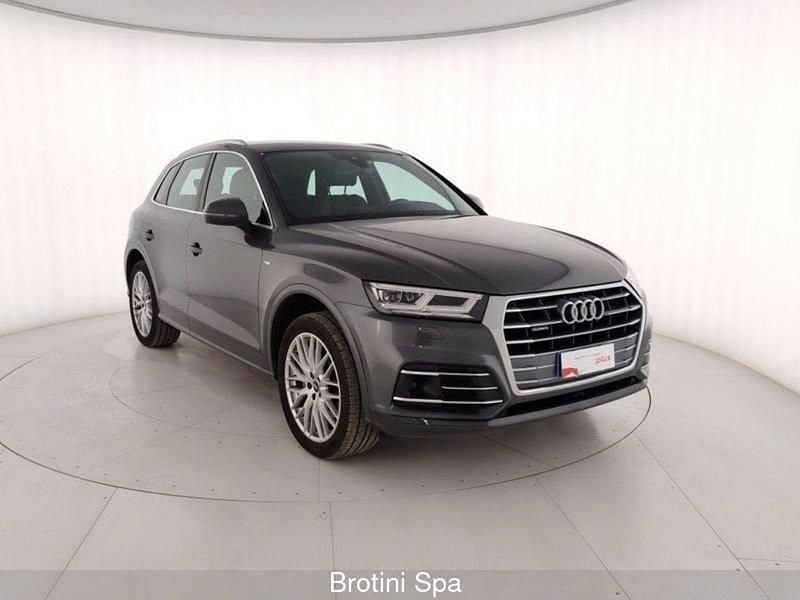 Usata Audi Q5 S-line plus 190 CV (139 kW) 2019 Grigio metallizzato SUV