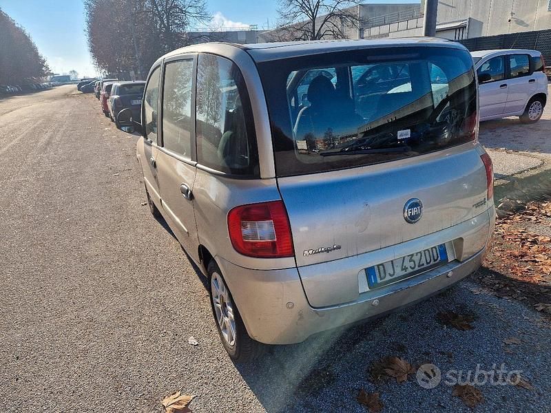 Usata Fiat Multipla 2007 Grigio Monovolume