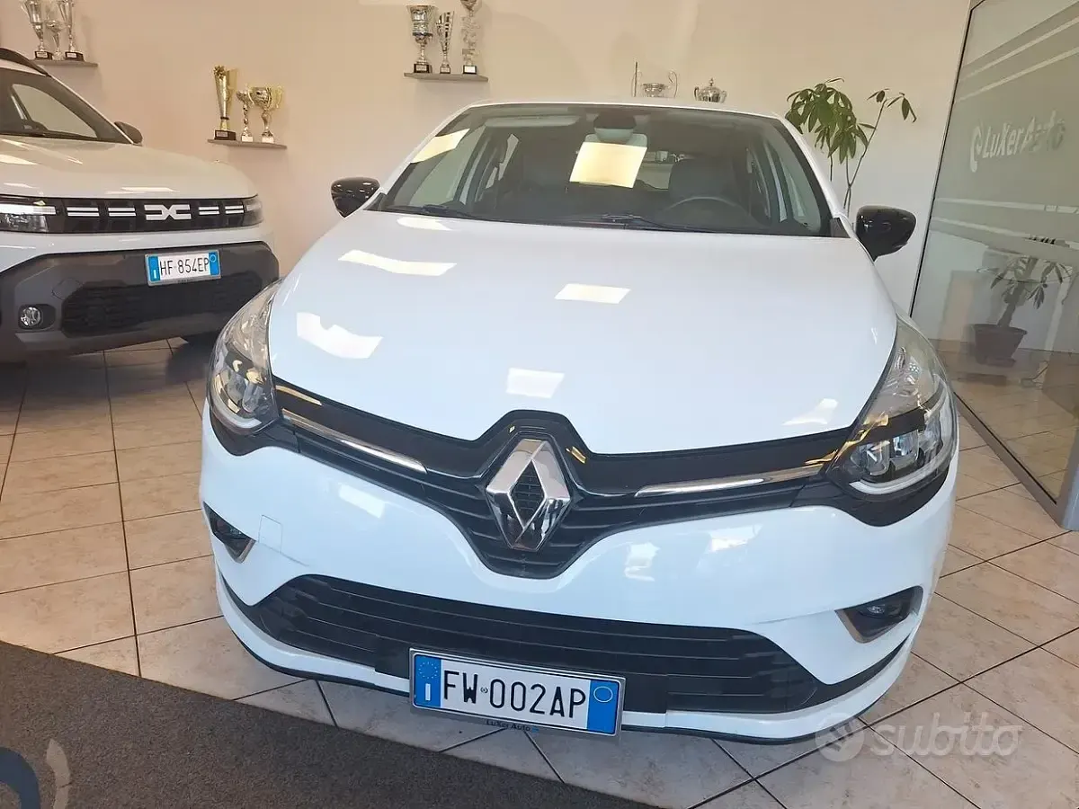 Usata Renault Clio IV Life 90 CV (66 kW) 2019 Bianco Berlina