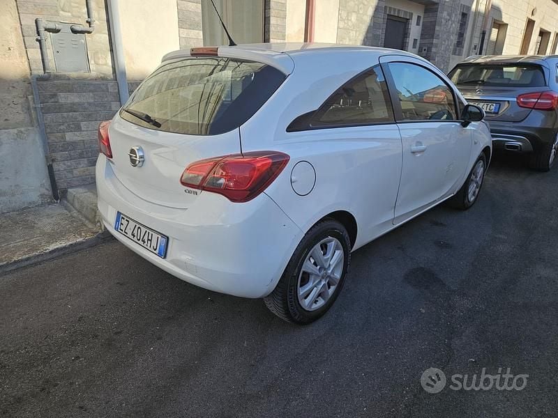 Usata Opel Corsa 75 CV (55 kW) 2015 Bianco Utilitaria