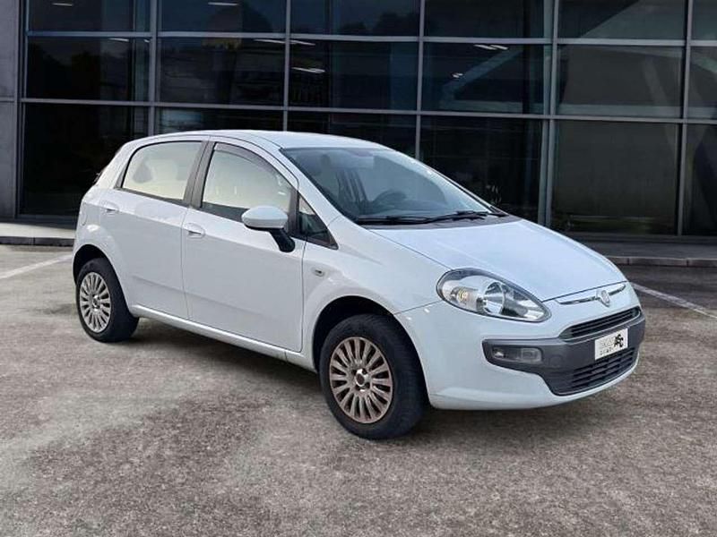 Usata Fiat Punto Evo Dynamic 77 CV (56 kW) 2009 Bianco Utilitaria