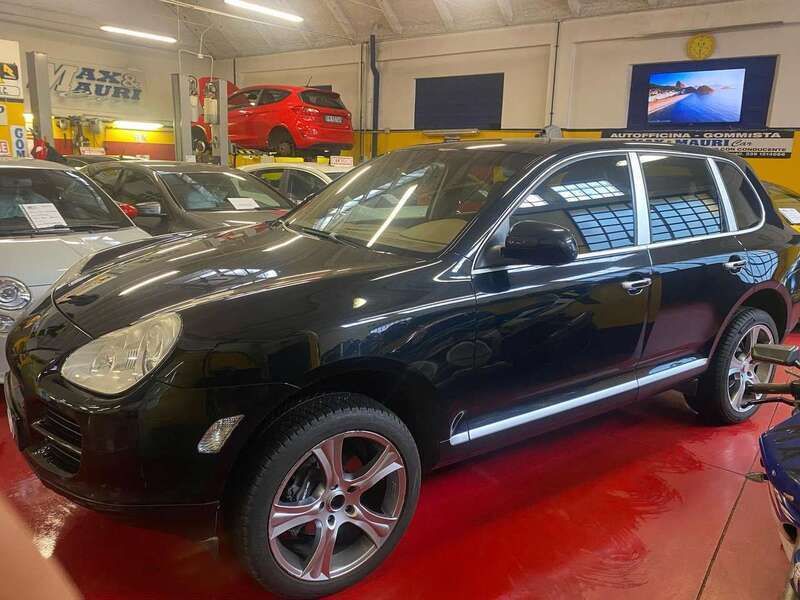 Other Usata 2004 Porsche Cayenne SUV | 11.900 € (Ottimo prezzo) - Immagine 1/4