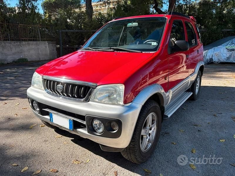 Rosso Usata 2006 Daihatsu Terios SUV | 2900 € (Ottimo prezzo) - Immagine 1/4