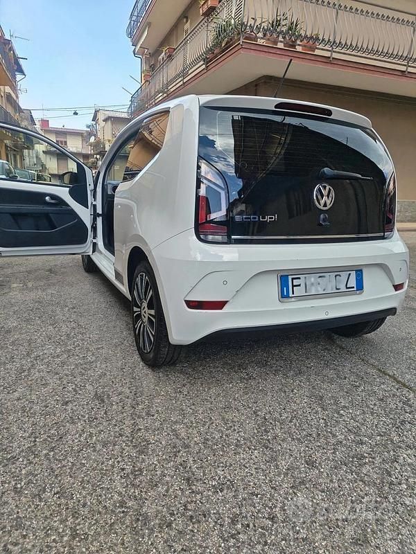 Usata VW up! 68 CV (50 kW) 2019 Bianco Utilitaria