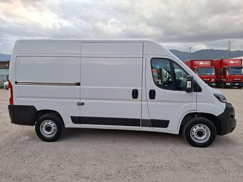 Usata Fiat Ducato 140 CV (102 kW) 2022 Bianco Furgone