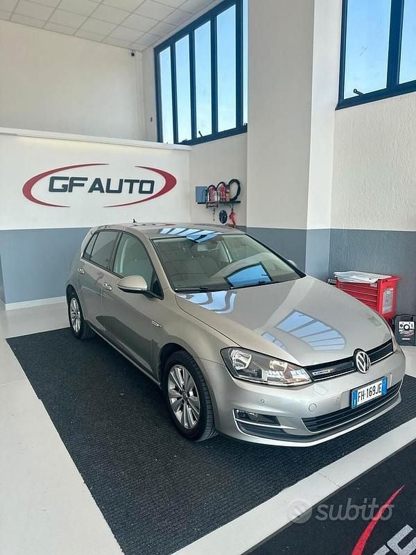 Usata VW Golf VII Executive 110 CV (80 kW) 2017 Grigio Berlina