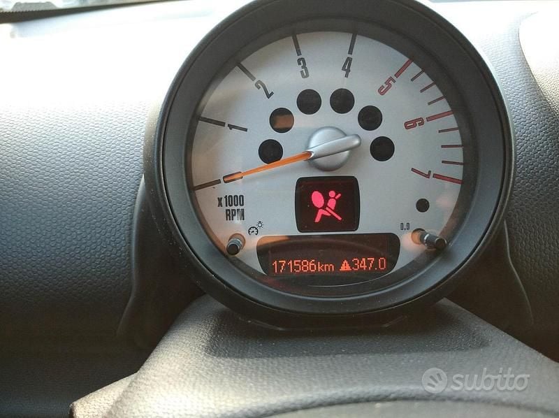 Usata Mini Countryman 143 CV (105 kW) 2012 Grigio SUV