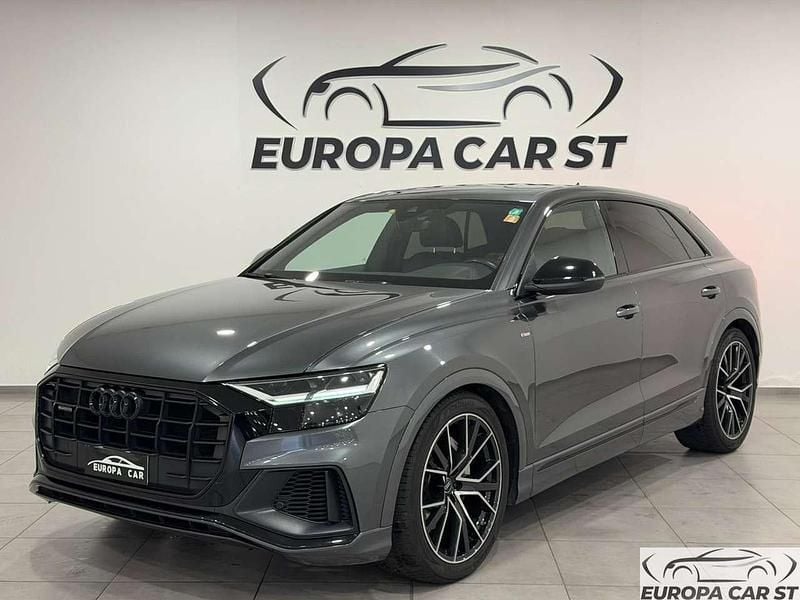 Usata Audi Q8 S-Line 286 CV (210 kW) 2020 Grigio SUV