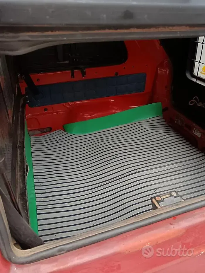 Usata Fiat Panda 54 CV (39 kW) 2001 Rosso Furgone