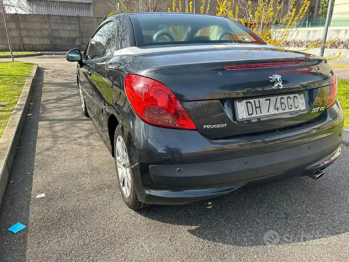Usata Peugeot 207 120 CV (88 kW) 2009 Nero Berlina
