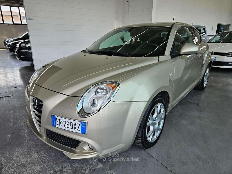Usata Alfa Romeo MiTo 95 CV (69 kW) 2013 Marrone Utilitaria