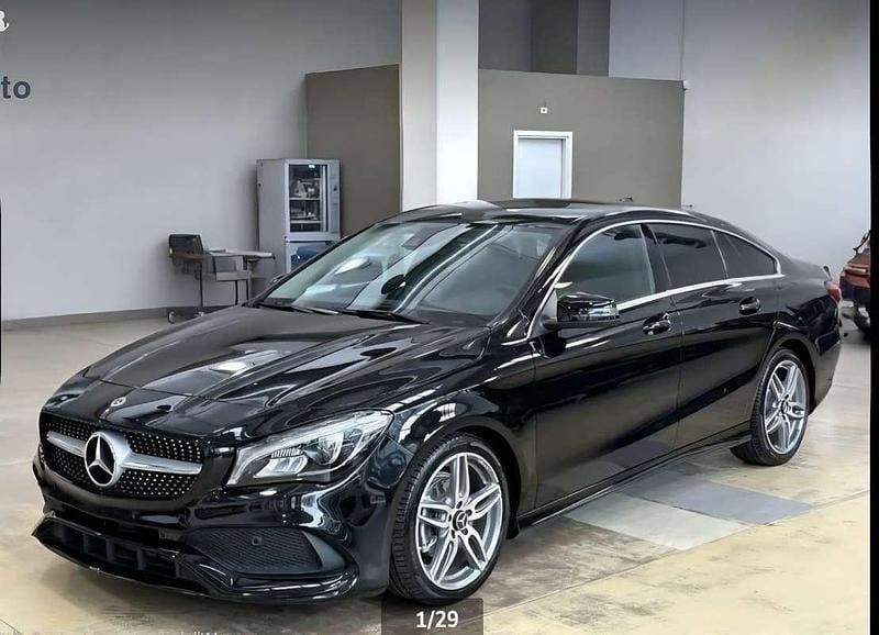 Usata Mercedes CLA200 Shooting Brake Premium 136 CV (100 kW) 2018 Nero Station wagon