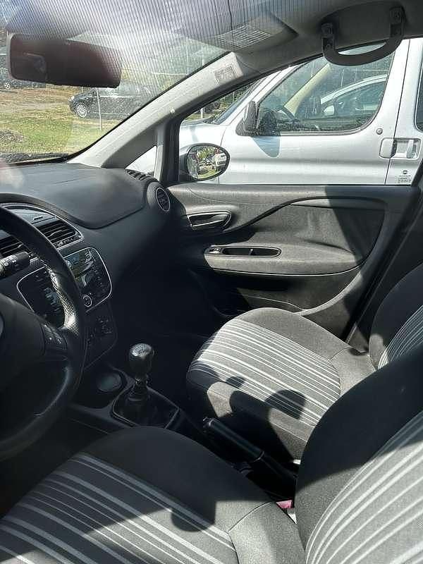 Usata Fiat Punto Evo 77 CV (56 kW) 2012 Utilitaria