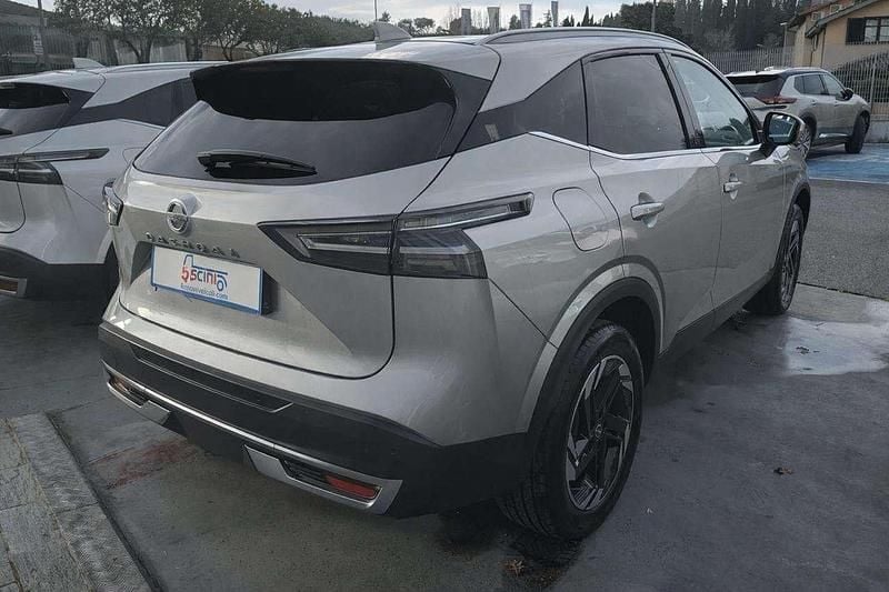 Usata Nissan Qashqai N-Connecta 158 CV (116 kW) 2025 Argento SUV