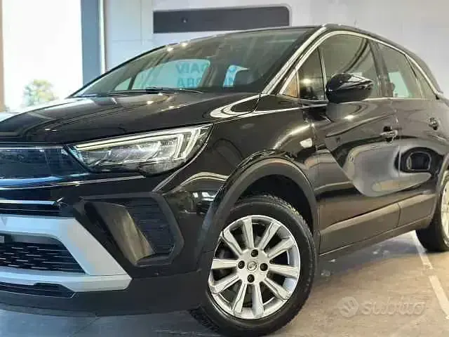 Usata Opel Crossland Elegance 83 CV (61 kW) 2022 Nero SUV