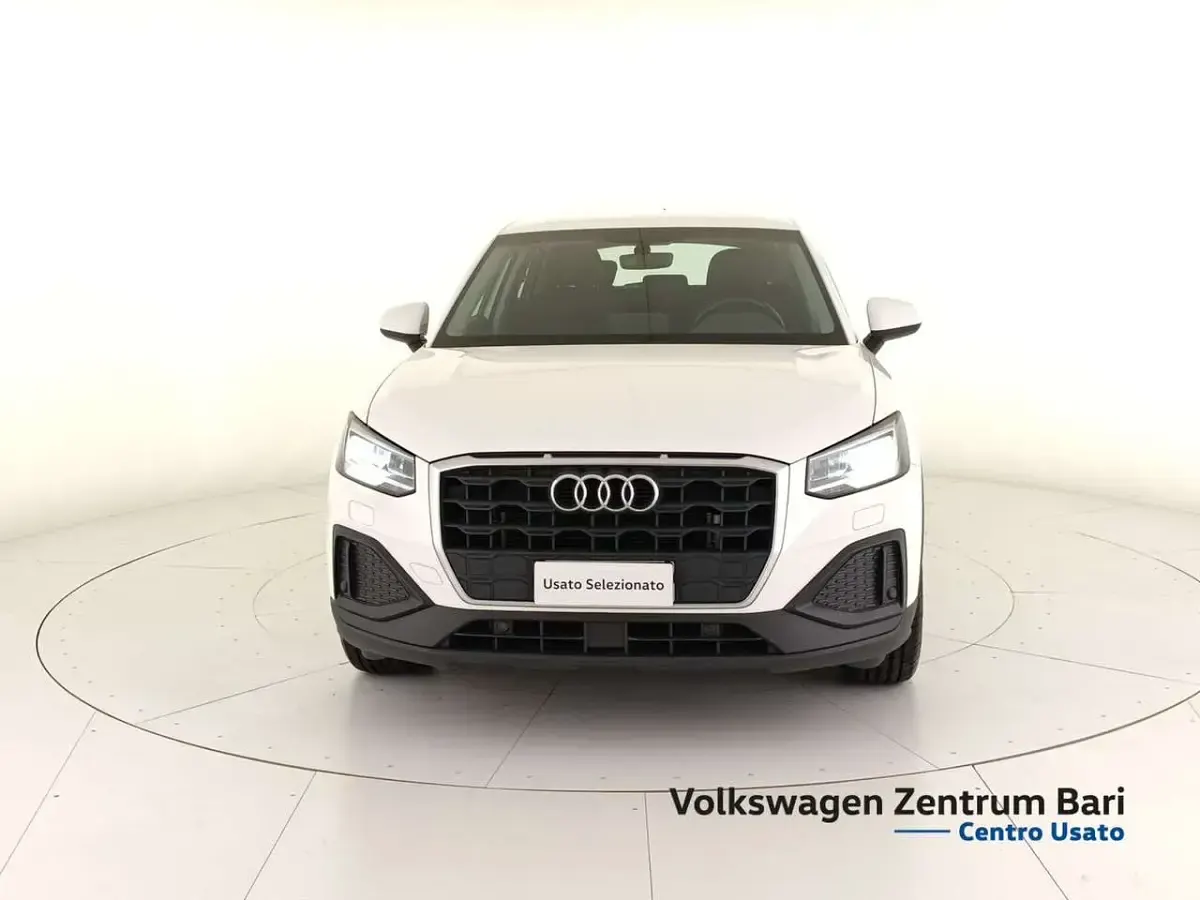 Usata Audi Q2 Business 150 CV (110 kW) 2022 Bianco SUV
