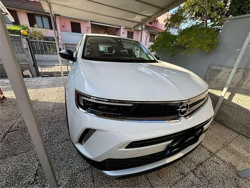 Usata Opel Mokka Elegance 101 CV (74 kW) 2022 Bianco SUV
