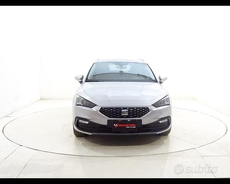 Argento Usata 2021 Seat Leon XCELLENCE Station wagon | 14.900 € (Buon prezzo) - Immagine 1/4
