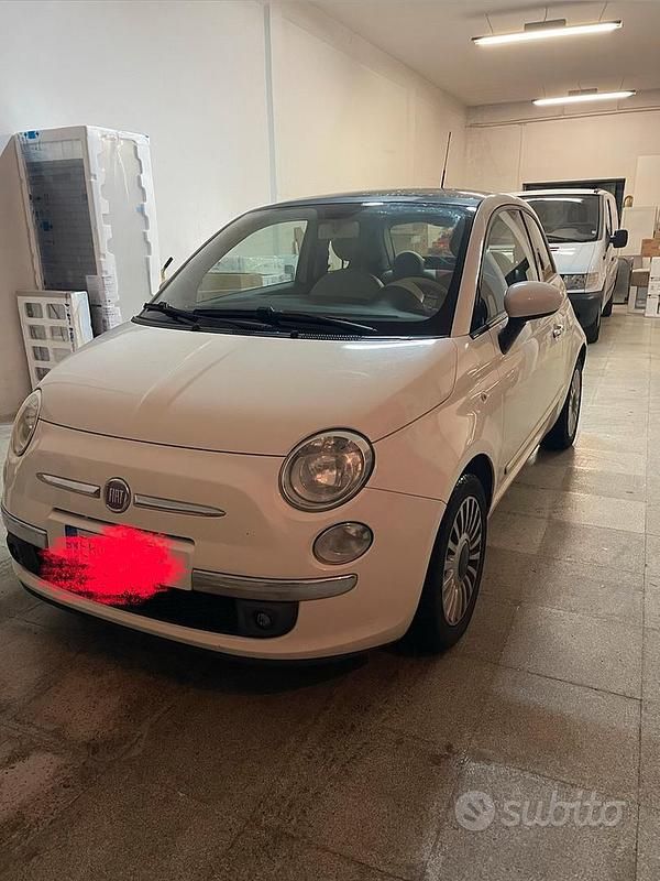 Bianco Usata 2010 Fiat 500 Tre volumi | 4500 € - Immagine 1/4