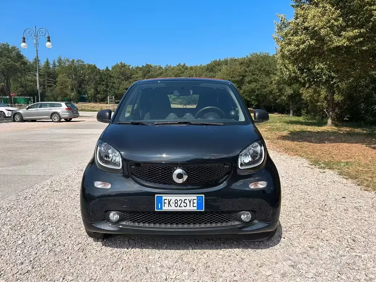 Usata Smart ForTwo Cabrio Passion 71 CV (52 kW) 2017 Nero Cabrio